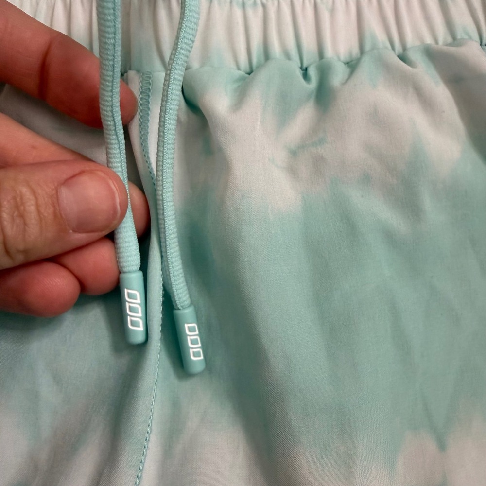 Lorna Jane Uniquely Mint Green Tie Dye Running Shorts Medium Side Zip Pocket - Picture 9 of 10